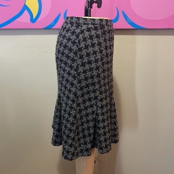 Moschino Cheap Chic Gray Black Wool Tweed Houndstooth Trumpet Skirt - Picture 4 of 10